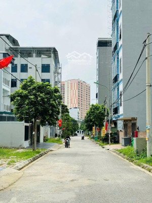 cắt lỗ lô góc 89m2 tân xã hoà lạc xây nhà trọ, sát đh fpt, đh quốc gia, khu cnc, tuyến metro 5