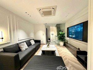 chính chủ cần bán căn nhà mới tinh : 52m, mt 4m , full nội thất, gần ô tô giá 8,5 tỷ tại tây mỗ