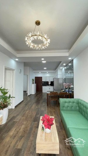 bán căn hộ sky 2 . giá :5.280 tỷ . sổ hồng . lh : 