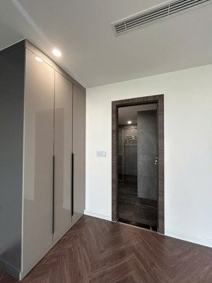 gía tốt nhất sunshine diamond river 2pn 2wc 110m2 chỉ 6.8 tỷ tầng cao view thoáng lh 