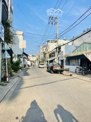 nhà đẹp ngay nguyễn hữu tiến tây thạnh aeon tân phú cách sân bay 10p dt 78m (-13)