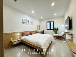 cho thuê căn hộ 1pn tách bếp 50m2, decor cực xinh, cam kết 100% như ảnh, gần tòa nhà vietel q10