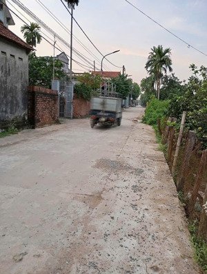 bán gấp đất đẹp ô tô tránh -đường thông -trung tâm cát quế - hoài đức