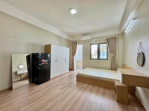 cho thuê căn hộ 30m2 1pn balcon tách bếp full nội thất new ngay mt thành thái cầu vượt 3/2 quận 10