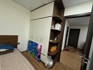 chính chủ cho thuê căn hộ 3 phòng ngủ, full đồ, đông nam thoáng mát, giá 15 triệu/ tháng