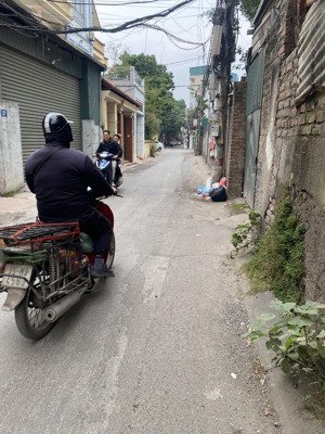 bán gấp tây trà - nam dư - lĩnh nam. 50m 5 tầng. 6 ngủ. ngõ thông ô tô đỗ cổng. giá 10.9 tỷ. có tl.