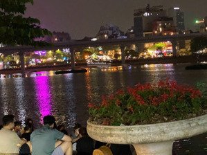 ( chính chủ) tôi cần bán nhà mặt hồ, mai anh tuấn, q đống đa, dt 42 m x 5 t, mt 3,5 m, 21 tỷ