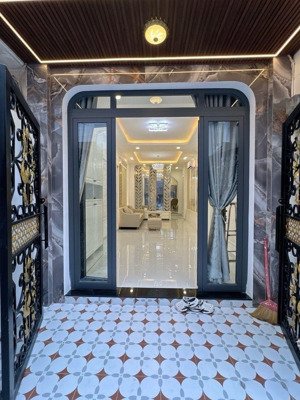 siêu phẩm phú nhuận - phan xích long - p3 50m2 8t9 nhin