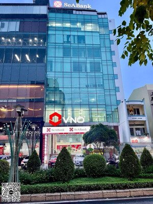 cần bán nhà mặt tiền trần hưng đạo quận 5 - dt ( 10 x 20 ) - hầm 8t - hđ thuê 330tr/tháng -135 tỷ