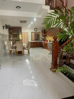 chào bán nhà đẹp 3 tầng đường 2 làn diên hồng - kđt hoà xuân - giá tốt - gọi minh