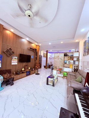 cho thuê nhà nguyên căn-đường 24 p cát lái (q2 cũ)