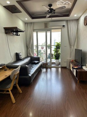 bán gấp căn chung cư đẹp nhất dự án 90 nguyễn tuân 73m2, 2n2wc, full nt, bc đông nam, giá 6,1 tỷ