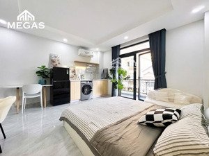 cho thuê căn hộ ban công full nội thất hoàng hoa thám - gần khu k300 | zl 