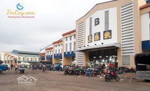 bán sạp rau,củ chợ đầu mối bình điền