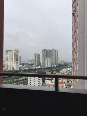 cần cho thuê căn hộ central garden quận 1, ( dc : 328 võ văn kiệt f.cô giang ) miễn trung gian