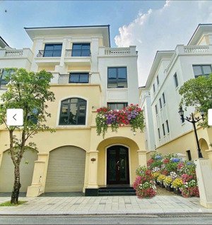 cắt lỗ tại vin2- san hô 144m, mt 9m,gần biển hồ, ktow...gần 400m xây dựng. chỉ 12x tr/m