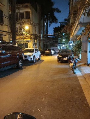 duy nhất 1 căn phố vũ hữu, thanh xuân. dt36m2x4t, oto đỗ cửa, gần phố, ngõ trước nhà rộng 8m.