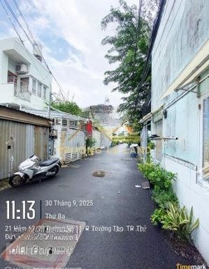 kẹt tiền cần bán gấp căn nhà trọ đường 11, đang thu nhập 6tr/ tháng. dt 102m2 ngang 6m, shr