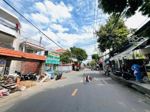 siêu phẩm - nhà 2 tầng - đs 8 - hẻm xe tải -3pn -nhà kiên cố -bao giá kv