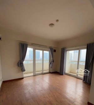 cần bán căn hộ tòa trung yên 1. dt 121m2 3pn, 2wc. nhà nguyên bản giá 8,5 tỷ tl