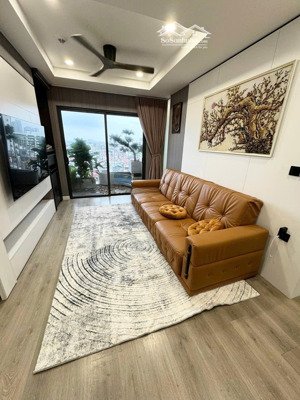 bán căn hộ chung cư 2pn full đồ bên kosmo tây hồ