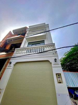 bán nhà hẻm thông an phú đông 12, trệt 2 lầu, 4pn, 4wc. dt: 4,5x11m. (50m2)