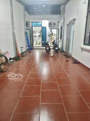 cho thuê phòng khép kín, mới xây sạch sẽ đầy đủ nội thất, gần siêu thị aeon, trường học, chợ