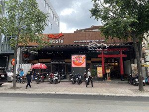 mặt tiền nguyễn thị thập. dt: 16x41m. chỉ tiêu hầm+7 tầng. giá bán 150 tỷ