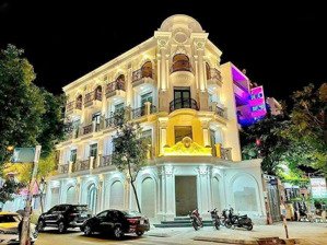 hạ giá bán nhà góc 2 mặt tiền nguyễn hữu thọ, quận 7 - dt 5x20m - hầm 5 tầng - 95tr/th - giá 31 tỷ