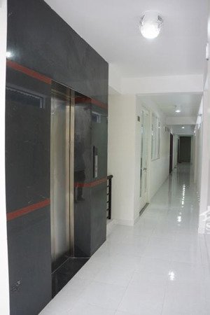 mặt bằng, văn phòng sẵn trống trục đường cộng hòa