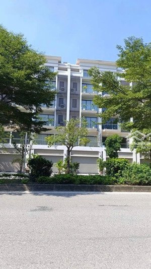 chính chủ cần bán nhà shophuose tại khu đô thị vườn sen đồng nguyên bắc ninh . giá chỉ 11tỷ