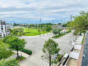 duy nhất 1 lô hướng nam đối diện nhà trẻ vị trí cực đẹp chỉ có ở kđt phú mỹ