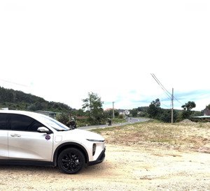 tôi chính chủ bán gấp nên cắt lỗ lô đất mặt đường hồ chí minh dt hơn 900m2, mt: 24m, giá: 110triệu/