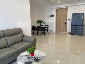 cho thuê căn hộ 2 phòng ngủ estella heights - view hồ bơi - giá tốt chỉ 35 triệu/tháng - trống sẵn