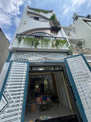 nhà đẹp mới xây ! bán nhanh nhà 1 trệt 2 lầu 4pn mới đẹp lung linh sát vành đai 2 linh đông thủ đức