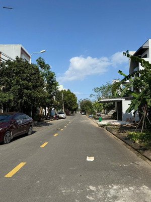 bán lô đường 7.5m trần viện - hoà xuân đối diện sân vận động hoà xuân