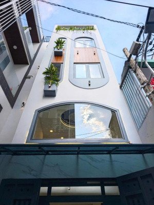 bán nhà đẹp chính chủ, đ. nguyễn đình chiểu, p5, q3, dt 65,5m2, giá 4 tỷ 490tr, sổ hr chính chủ