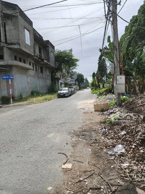 nhà đẹp bán gấp đường số 2 gần bv hoàn mỹ! bán nhà gấp