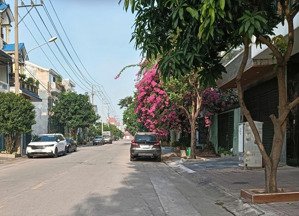 ngộp ra giá rẻ 320m2 , (ngang11 )nhỉnh 6 tỷ . dt 250tr/nam , hẻm xe tải đường số 11, linh xuân