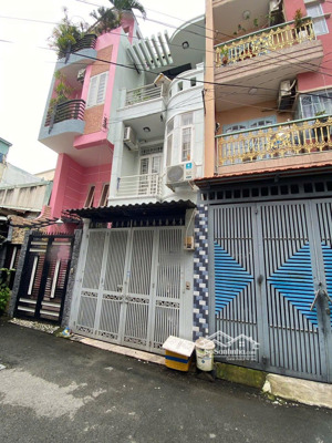 bán gấp nhà hẻm xe hơi nguyễn hồng đào, p.14, quận tân bình, 40m2, 3 tầng, sổ vuông, không lộ giới