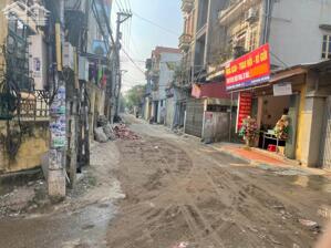 Cần bán mảnh đất Ngọc Quỳnh – Kinh doanh tốt - Giá chỉ 5.x tỷ: lh 0835459289