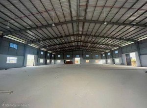 cho thuê kho xưởng kv: 4.200m2, xưởng : 2.600m2, trong kcn tân tạo, bình tân, pccc tự động