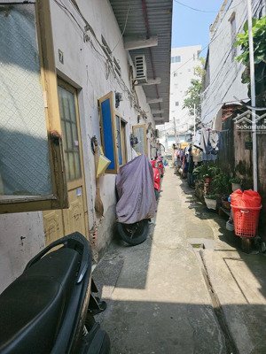 dãy trọ 7,5m x 29m tây hòa- ngã tư bình thái 11,5 tỷ