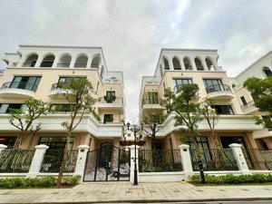 cần bán gấp căn tứ lập đảo dừa giá 17.5 tỷ 