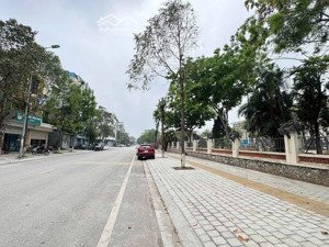 bán lô đất đẹp đường ngô sỹ liên - yna kinh bắc - bắc ninh
dt 81m2