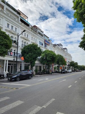 bán nhà liền kề louis city mặt phố đại mỗ, nam từ liêm, 103m2 x 5 tầng, mặt tiền 5m, giá 36 tỷ