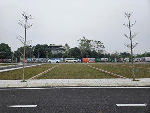 cần bán đất thổ cư 100m² tại vai réo, quốc oai. giá nhỉnh 42 triệu/m², sổ đỏ, pháp lý rõ ràng.