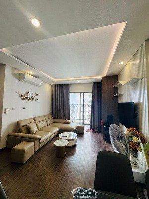 nhà hòe thị 5 tầng dân xây. an ninh tốt, ôtô đỗ gần - 6,9 tỷ.