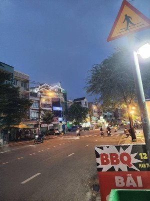 siêu phẩm mặt tiền đường nhựa 6m - 70m2 ngang 8m - xd tự do - cách lê văn việt chỉ 200m - nhỉnh 4ty