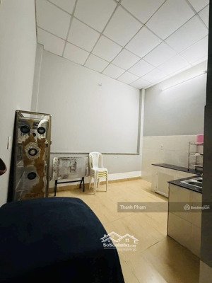 (8tr) cho thuê nhà nguyên căn đường trần thị điệu, 60m2, 2pn, gần cao đẳng công thương